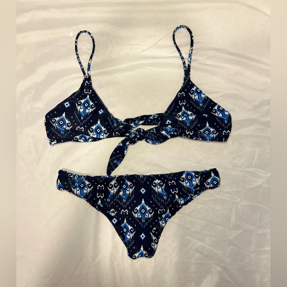 Benoa Blue Set - Picture 1 of 5